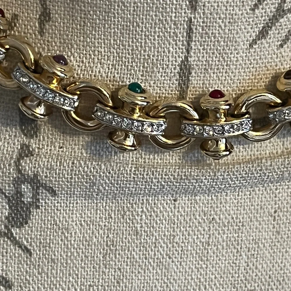 Luxurious Gold and Multicolor Gemstone Necklace - Picture 7 of 14